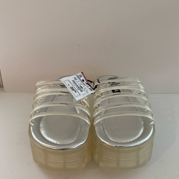 Zara gummy sandals new - Picture 7 of 8